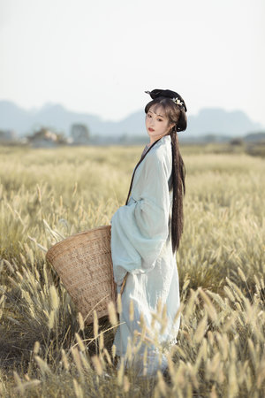 我和漂亮邻居疯狂做爰3